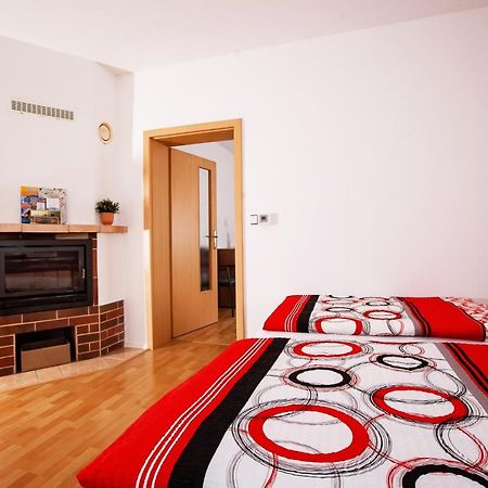 Apartman Dominhaus Cheb Luaran gambar