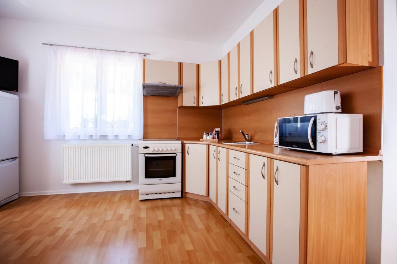 Apartman Dominhaus Cheb Luaran gambar
